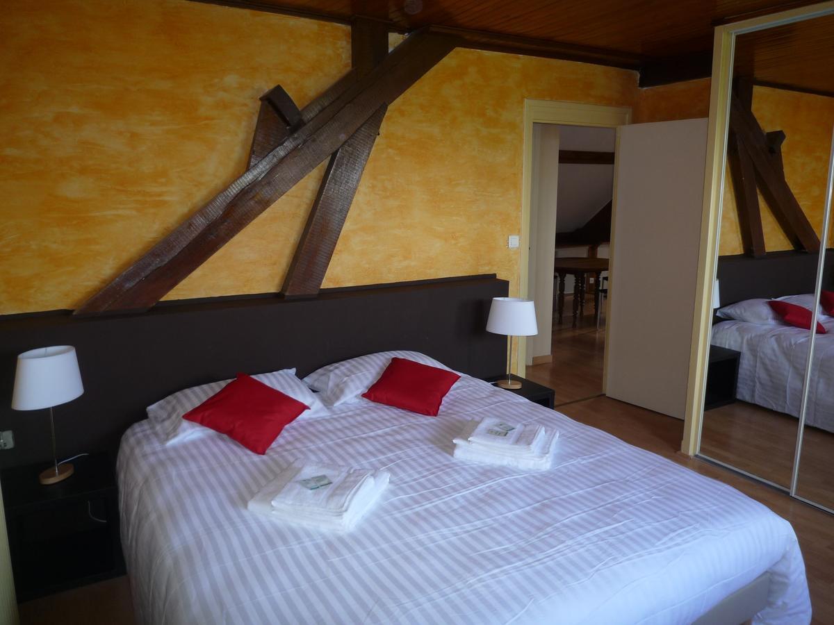 La Maison Des Bonheurs Bed & Breakfast Rillieux-la-Pape Exterior foto